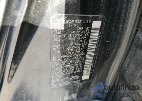 2011 Nissan Cube Base z USA, uszkodzony, nr VIN JN8AZ2KR9BT204156